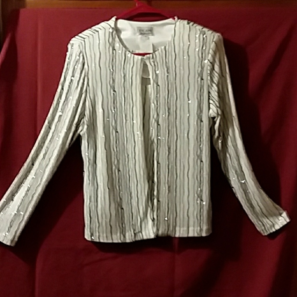 2 piece elegant jacket tank combo.